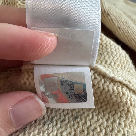 NWT Rare Brown Label The North Face Wool Berkeley Sweater Bleach Sands in Medium - Picture 4 of 5